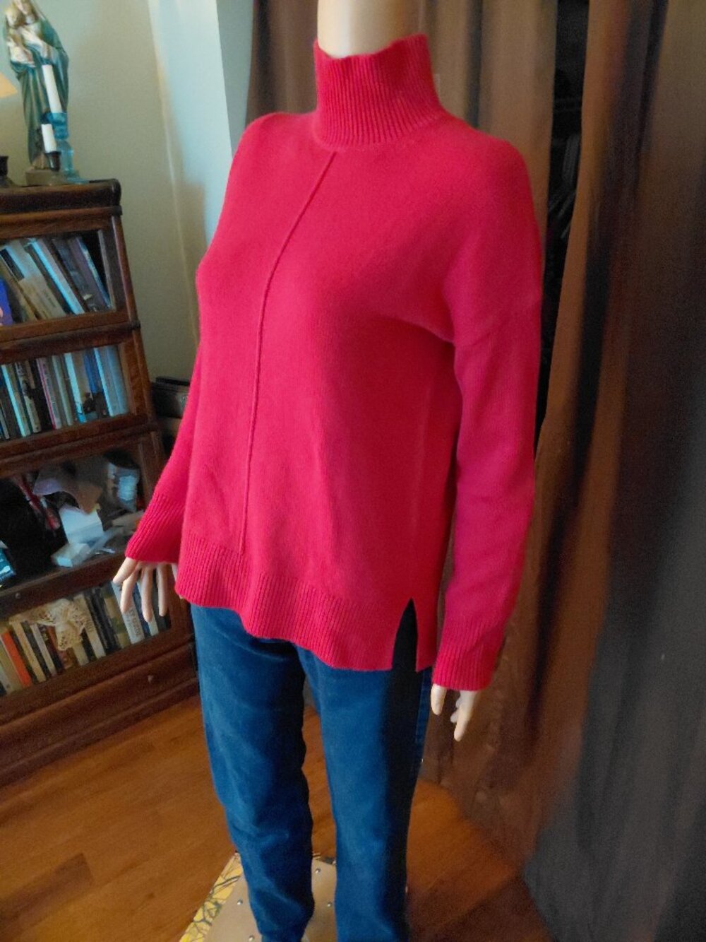 Theory red 100% cashmere oversized mock neck sweat S M  NWT -See pic inside